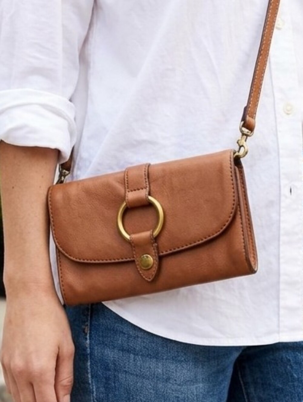 Frye Light Brown Ring Carbon  Wallet Crossbody Pre-loved